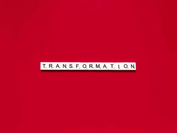 Comment aménager une buanderie dans un garage non isolé ?