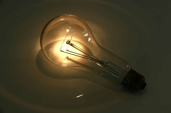 Guide pratique pour l'achat ampoule internet : Économisez et éclairez